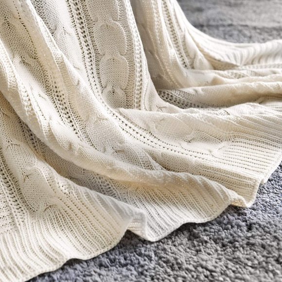 Cream White Knit Cable Knit Weave Pattern Decorative Bed Warm Accent Blanket - Picture 3 of 8